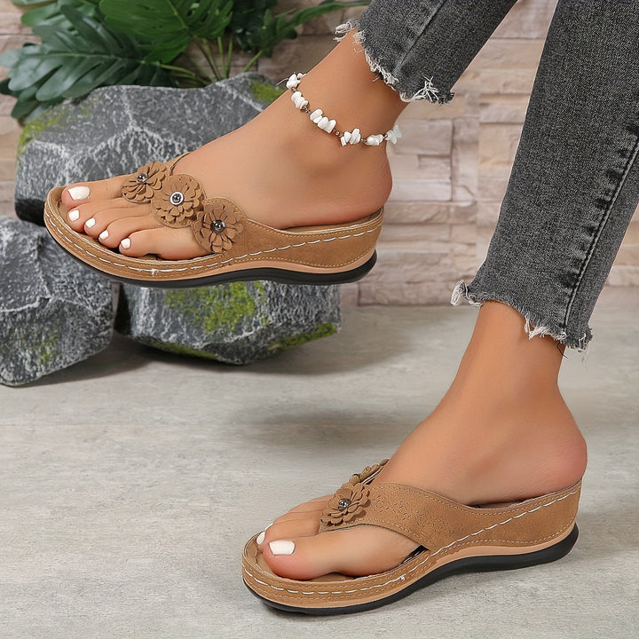 Alina™ Everyday Sandals